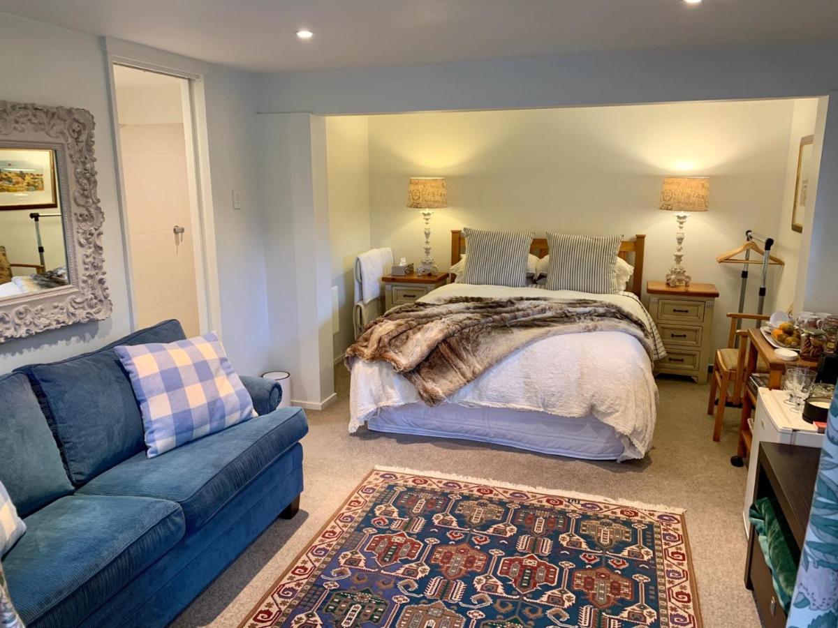 Mill Cottage - Boutique Accommodation And Garden Akaroa Eksteriør billede